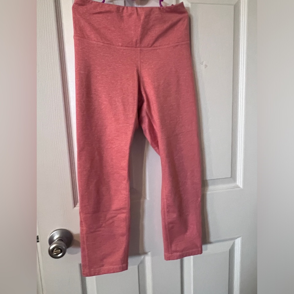 3/$20 Old Navy Cozecore 3/4 leggings